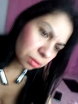 Snapshot of saralunabella chatting on 12-11-24, 08:07 saralunabella online show from 12-11-24, 08:07