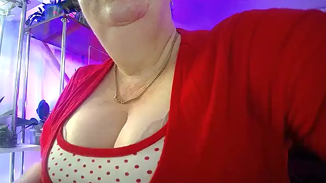  Sweet Woman online show from 05-18-26, 05:02