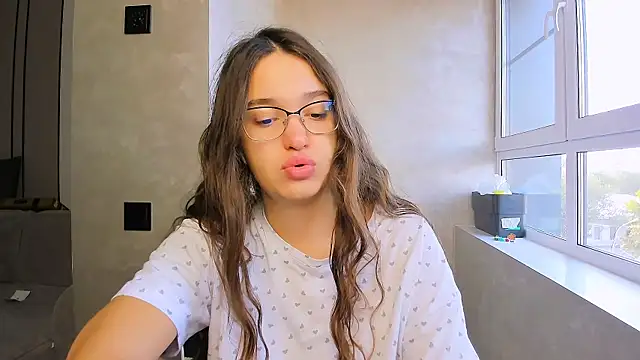 fancy bunny online show from 09-29-25, 06:40