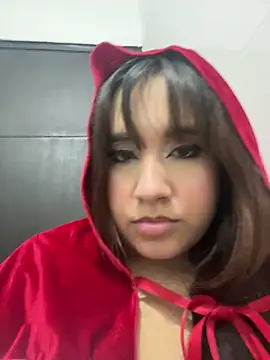 melyescobar online show from 05-18-26, 04:07