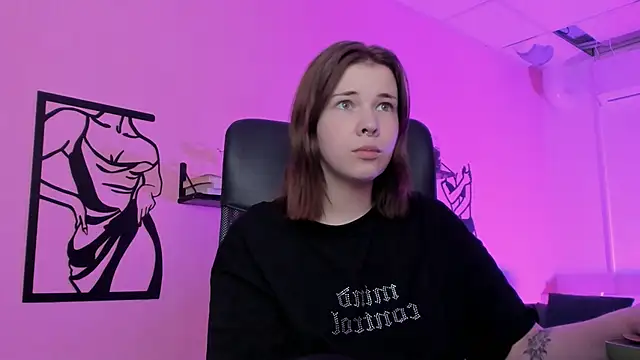 AliceSunday online show from 02-04-25, 05:01