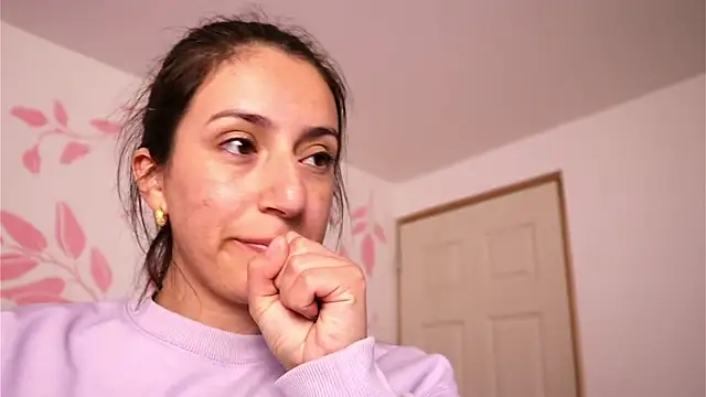 Sweet Sammy  online show from 10-16-25, 09:43