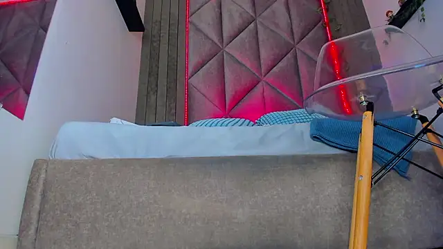 BriaConner  online show from 01-17-26, 03:00