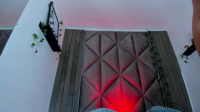 BriaConner  online show from 04-20-26, 01:41