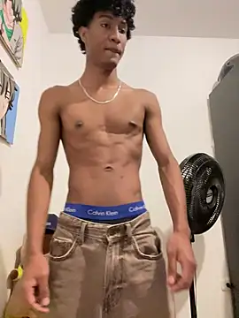 Masterikee online show from 12-31-24, 03:09