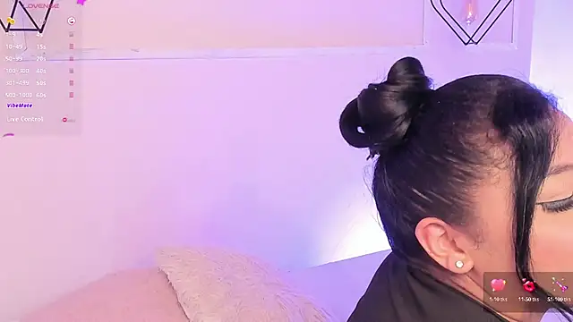 Snapshot of sherylgrey chatting on 02-04-25, 01:45 sherylgrey online show from 02-04-25, 01:45