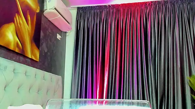 glossy blondegirl online show from 11-25-25, 07:19