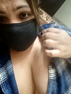 Snapshot of Naughty-Trisha chatting on 12-26-24, 07:56 Naughty-Trisha online show from 12-26-24, 07:56