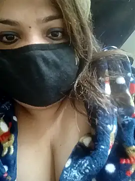 Snapshot of Naughty-Trisha chatting on 01-04-25, 01:53 Naughty-Trisha online show from 01-04-25, 01:53