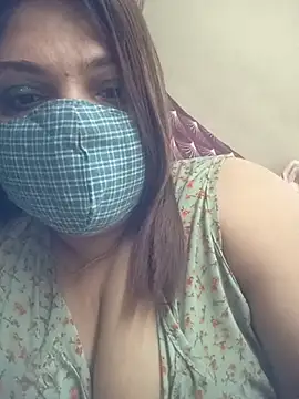 Snapshot of Naughty-Trisha chatting on 11-20-25, 04:56 Naughty-Trisha online show from 11-20-25, 04:56