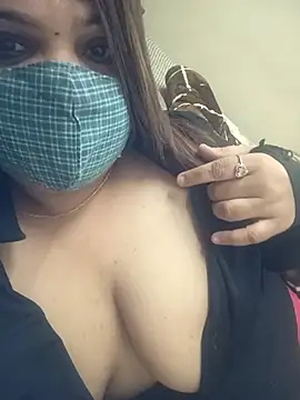 Snapshot of Naughty-Trisha chatting on 12-05-25, 08:56 Naughty-Trisha online show from 12-05-25, 08:56