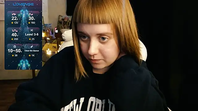 Snapshot of June_shy0 chatting on 12-18-24, 11:02 June shy0 online show from 12-18-24, 11:02