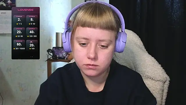 Snapshot of June_shy0 chatting on 09-30-25, 06:29 June shy0 online show from 09-30-25, 06:29
