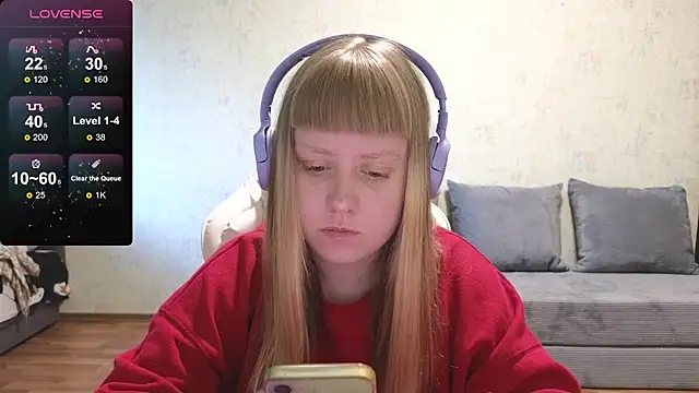 June shy0 online show from 05-05-26, 08:11