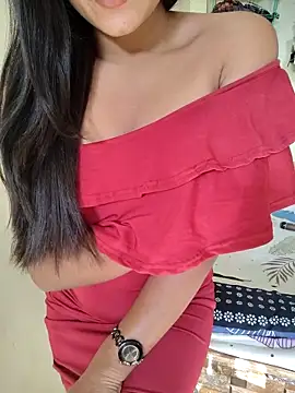 Snapshot of Meenakshi_ chatting on 11-07-25, 03:06 Meenakshi online show from 11-07-25, 03:06