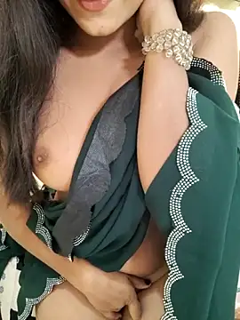 Snapshot of Meenakshi_ chatting on 11-21-25, 01:59 Meenakshi online show from 11-21-25, 01:59