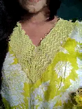 Snapshot of Meenakshi_ chatting on 11-22-25, 10:14 Meenakshi online show from 11-22-25, 10:14