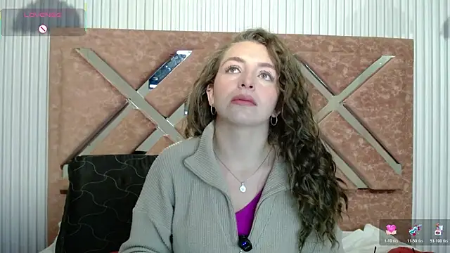 Snapshot of _isaabellaa chatting on 05-07-26, 12:43 isaabellaa online show from 05-07-26, 12:43