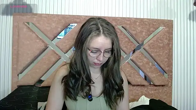 Snapshot of _isaabellaa chatting on 06-03-26, 12:52 isaabellaa online show from 06-03-26, 12:52