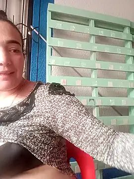 Snapshot of skayhot_ chatting on 12-21-24, 07:27 skayhot online show from 12-21-24, 07:27