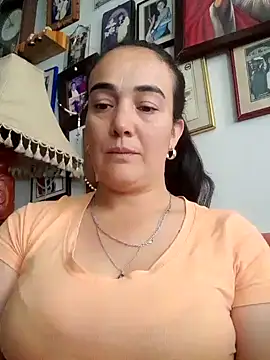 Snapshot of skayhot_ chatting on 01-14-25, 02:00 skayhot online show from 01-14-25, 02:00