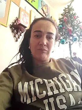 Snapshot of skayhot_ chatting on 01-18-25, 02:12 skayhot online show from 01-18-25, 02:12