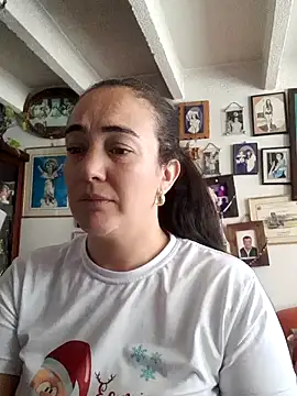Snapshot of skayhot_ chatting on 01-19-25, 02:28 skayhot online show from 01-19-25, 02:28