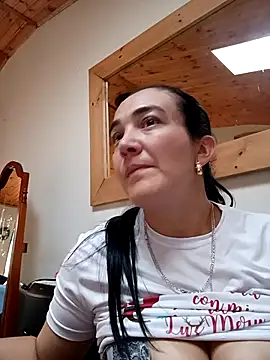 Snapshot of skayhot_ chatting on 02-15-25, 07:28 skayhot online show from 02-15-25, 07:28