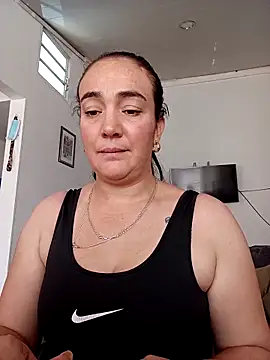 Snapshot of skayhot_ chatting on 03-01-25, 03:16 skayhot online show from 03-01-25, 03:16