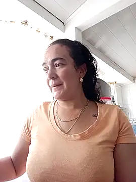 Snapshot of skayhot_ chatting on 03-12-25, 04:35 skayhot online show from 03-12-25, 04:35