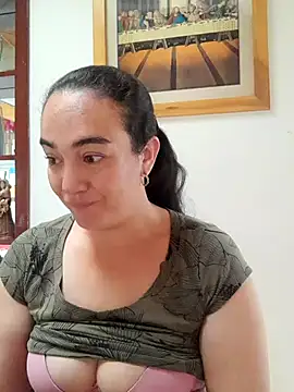 skayhot  online show from 11-15-25, 01:29