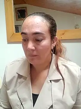 skayhot  online show from 04-01-26, 01:52