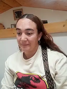 skayhot  online show from 04-06-26, 01:23