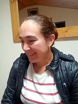 skayhot  online show from 04-11-26, 04:00