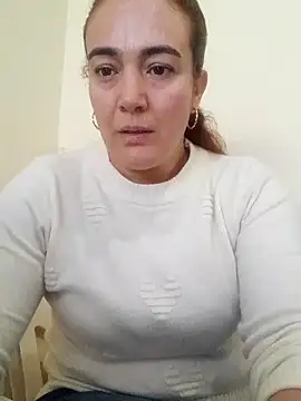 Snapshot of skayhot_ chatting on 05-22-26, 01:28 skayhot online show from 05-22-26, 01:28