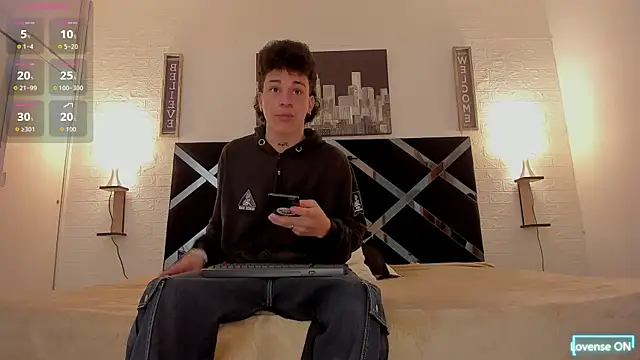 toyboys1 online show from 10-08-25, 03:37