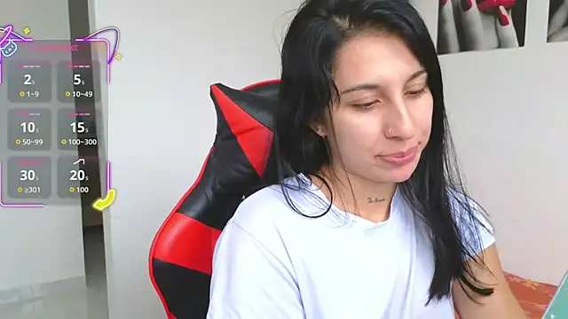 Snapshot of tammyandrade_ chatting on 02-13-26, 02:35 tammyandrade online show from 02-13-26, 02:35