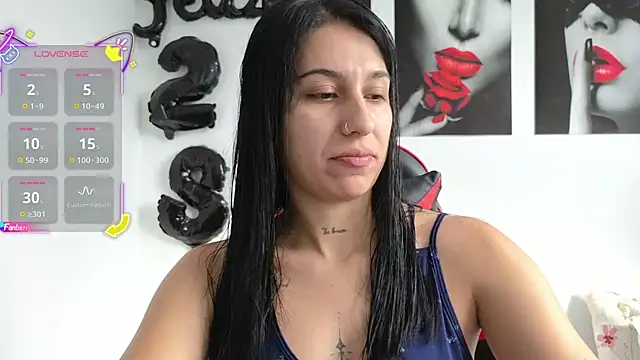 Snapshot of tammyandrade_ chatting on 03-28-26, 01:43 tammyandrade online show from 03-28-26, 01:43