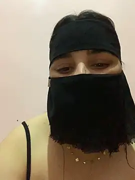 Miss-Soka online show from 12-20-24, 06:35