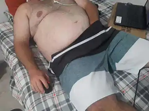 mfreitas005 online show from 02-18-25, 11:52