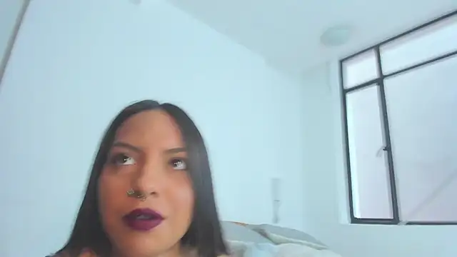 emiily15   online show from 12-28-24, 07:22