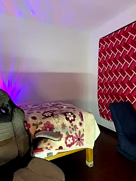 emiily15   online show from 10-18-25, 10:54