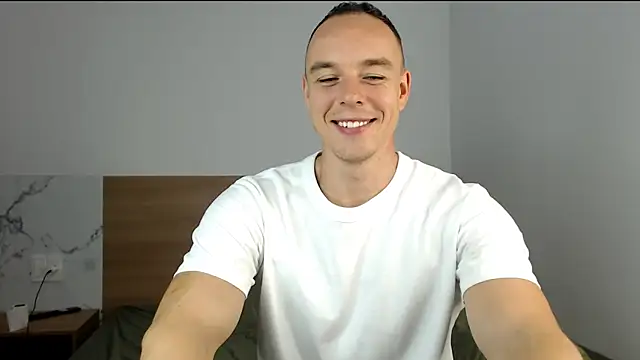 Snapshot of heilgarbest chatting on 10-12-25, 03:05 heilgarbest online show from 10-12-25, 03:05