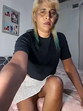 Goodgirlsue 77 online show from 12-04-25, 04:05