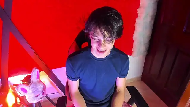 LilOwen  online show from 02-16-26, 06:37