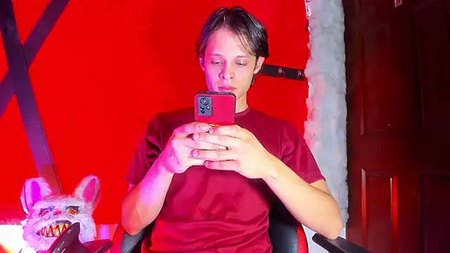 LilOwen  online show from 03-08-26, 05:17