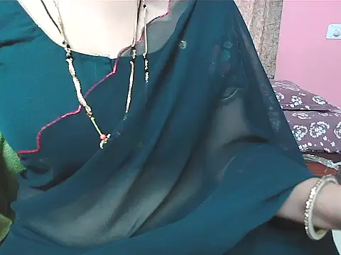 sunitha-3 online show from 10-18-25, 05:32