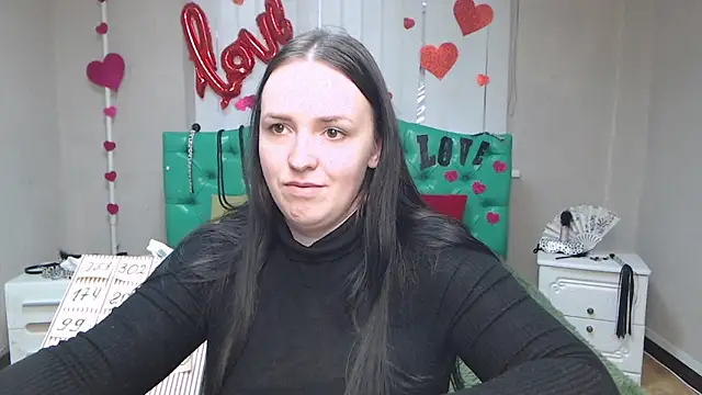 IsabelBlackberry online show from 02-17-25, 12:27