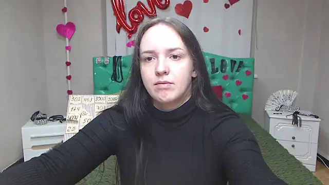 IsabelBlackberry online show from 10-13-25, 05:18