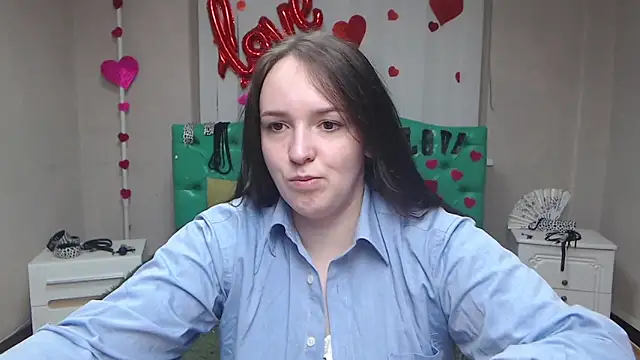 IsabelBlackberry online show from 10-17-25, 05:10